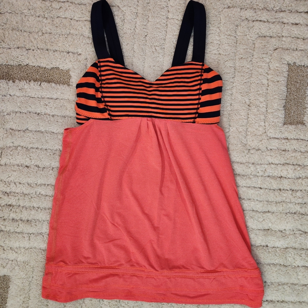 Lululemon Run Back On Track Tank Womens Size 6 Sea Stripe Stretch Running 0075